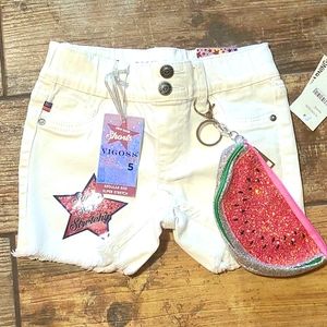 Vigoss girls glitter pouch shorts.  Size 5 NWT